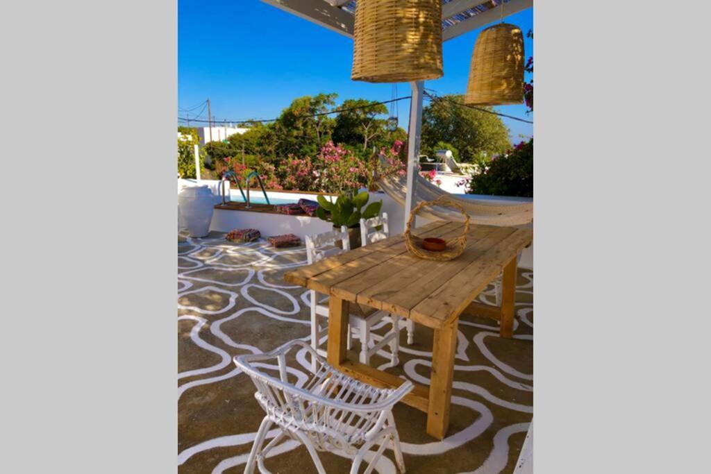 Case de vacanță The Summer Pink House Lachania