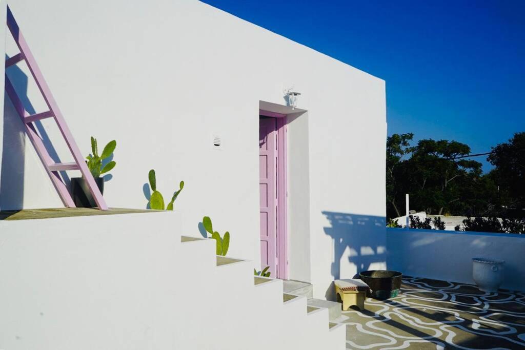 Case de vacanță The Summer Pink House *