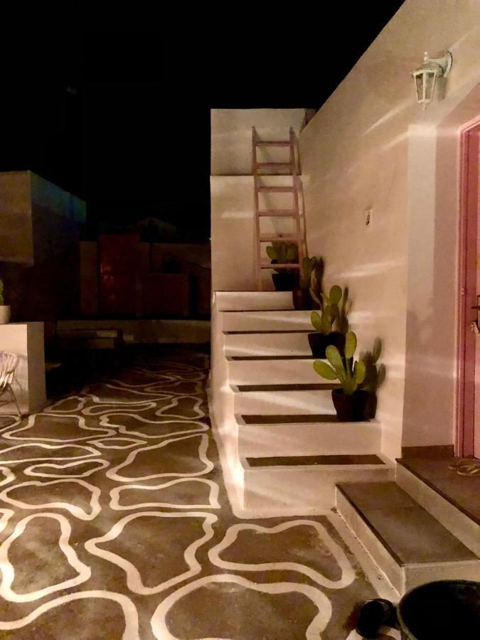 Case de vacanță The Summer Pink House Lachania