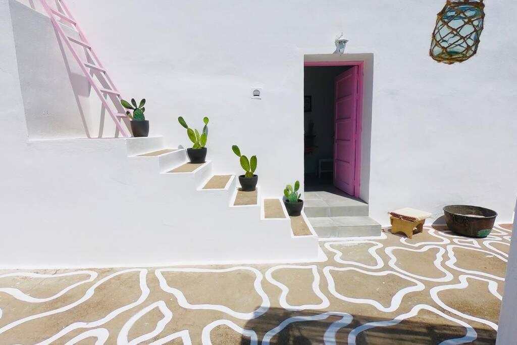 The Summer Pink House Case de vacanță Lachania