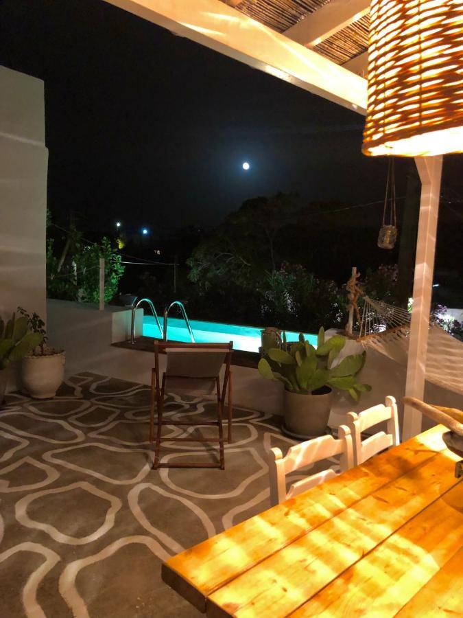 The Summer Pink House Lachania